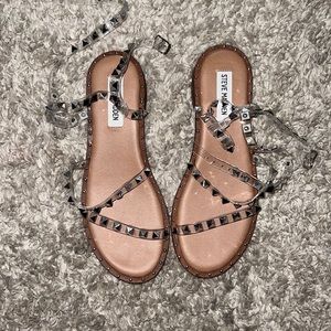 STEVE MADDEN ✨ sandals